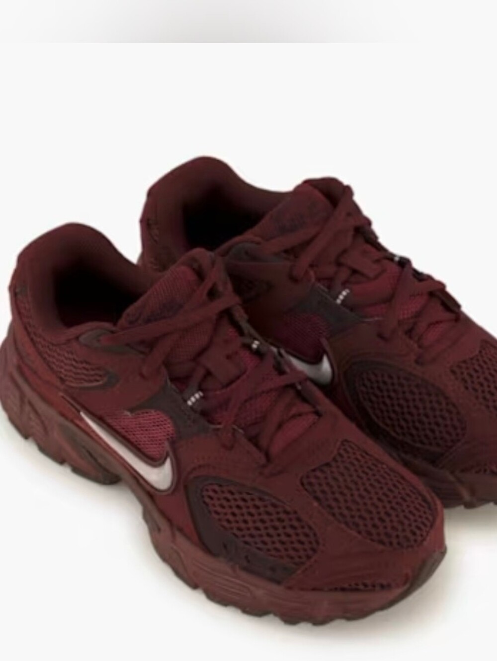 Nike Women Burgundy Mesh Athletic Sneakers
